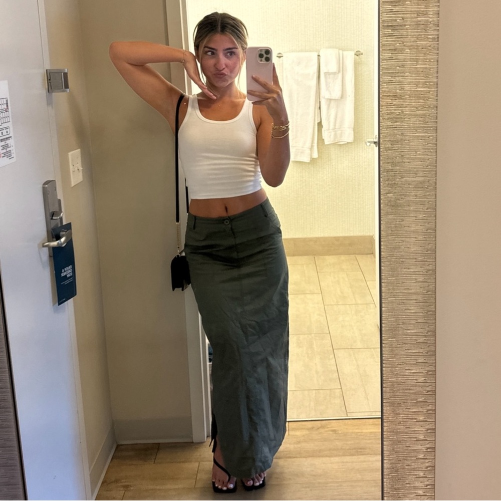 Green maxi skirt